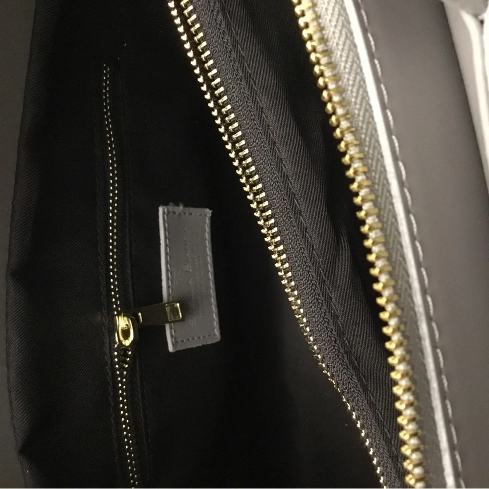 Stella Bianca Genuine leather purse